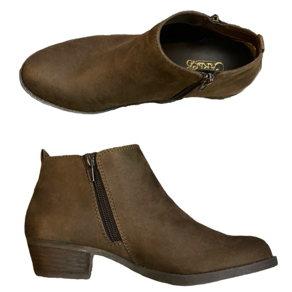 Carlos Santana Shoes - NEW Carlos Low Ankle Fall Bootie Brown